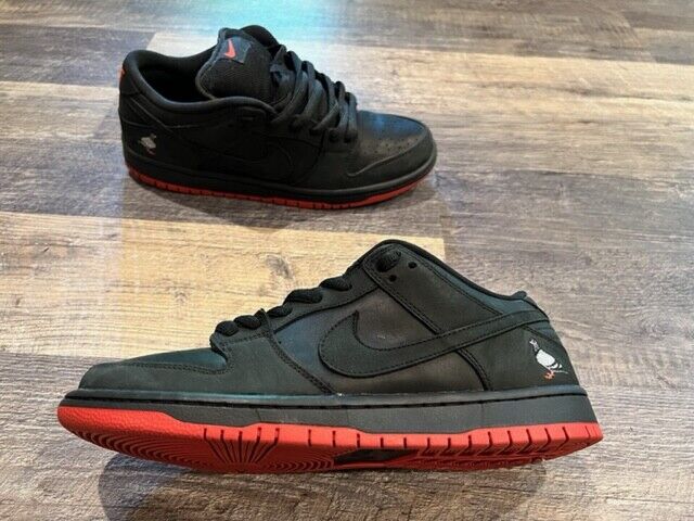 NIKE SB DUNK LOW black pigeon