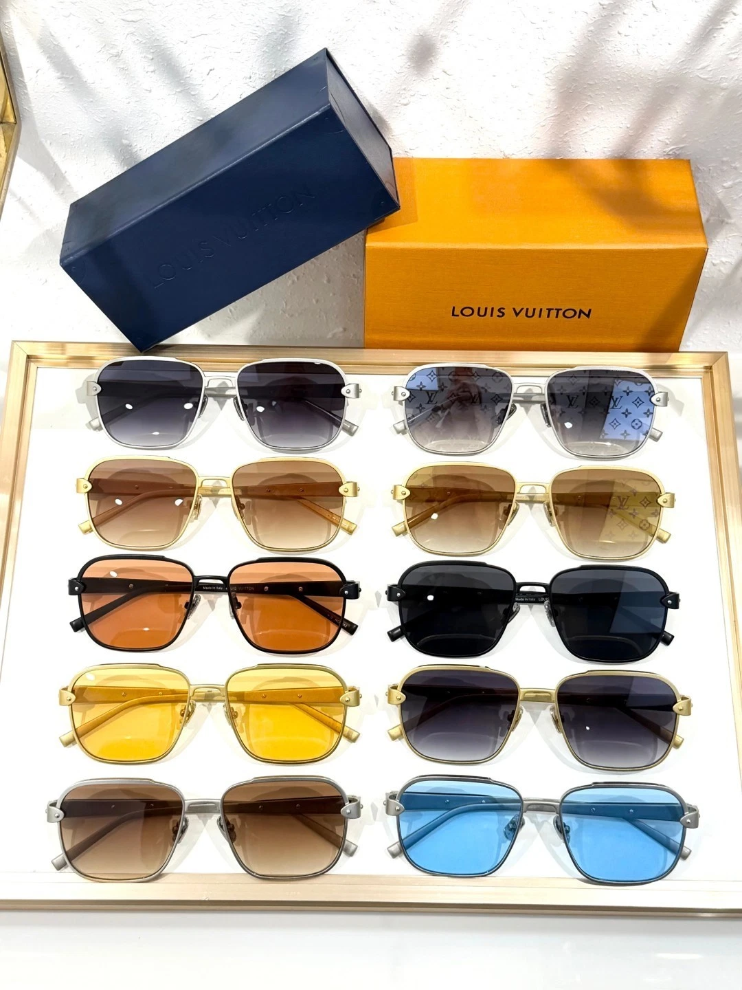 LLouisV SUNGLASSES WOMEN MOD:Z3247U Size 57-17-145 - NEW - product detail image 2