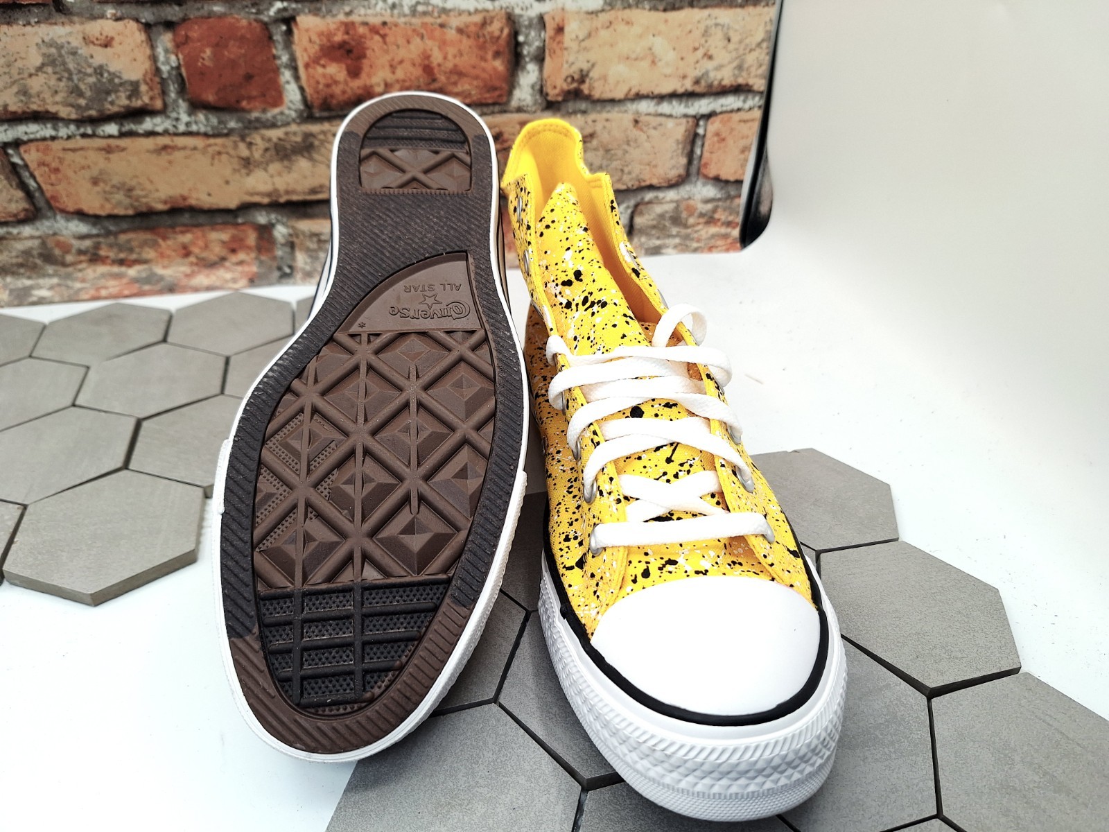 Men Sz 10.5 Converse All Star Paint Splatter Chuck Hi Shoes Yellow Amarillo thumbnail 7