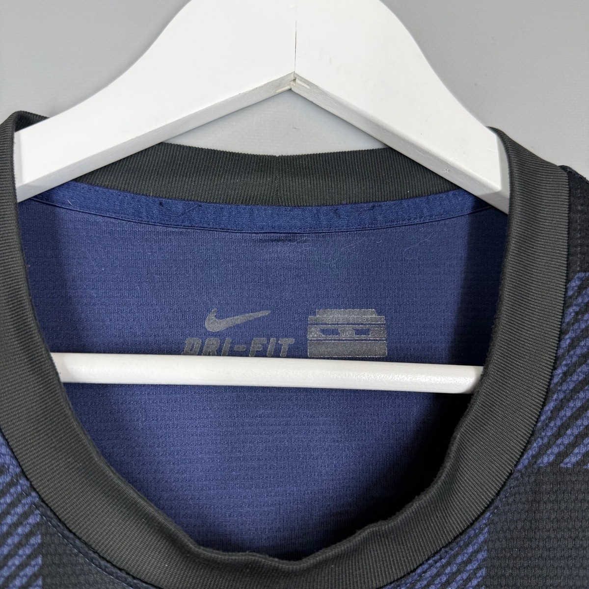 MANCHESTER UNITED 2013 2014 AWAY FOOTBALL SHIRT SOCCER JERSEY NIKE
