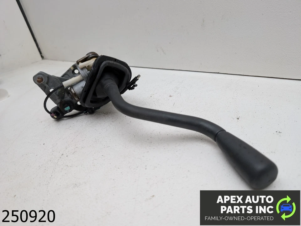 OEM 1992-1999 Chevrolet Suburban Automatic Shift Lever Handle Leather TOW HAUL - Image 2 of 4