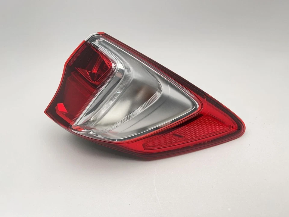 Luz trasera derecha Acura RDX 2016-2018 montada en cuarto 3,5 L a AWD 78 K - base - 47279 Foto 3 de 4