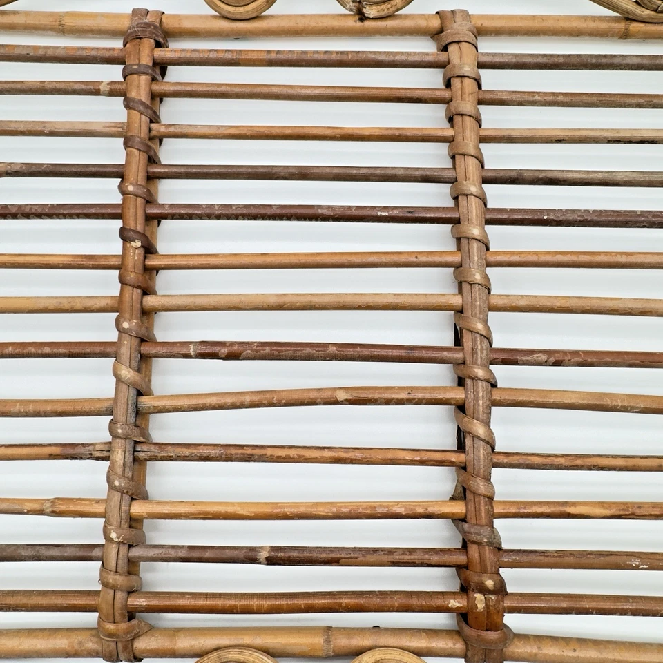 Vintage Rattan Bamboo Basket Tray 70s Retro Tiki Bar Boho 13.75" x 9.5" - Image 2 of 4