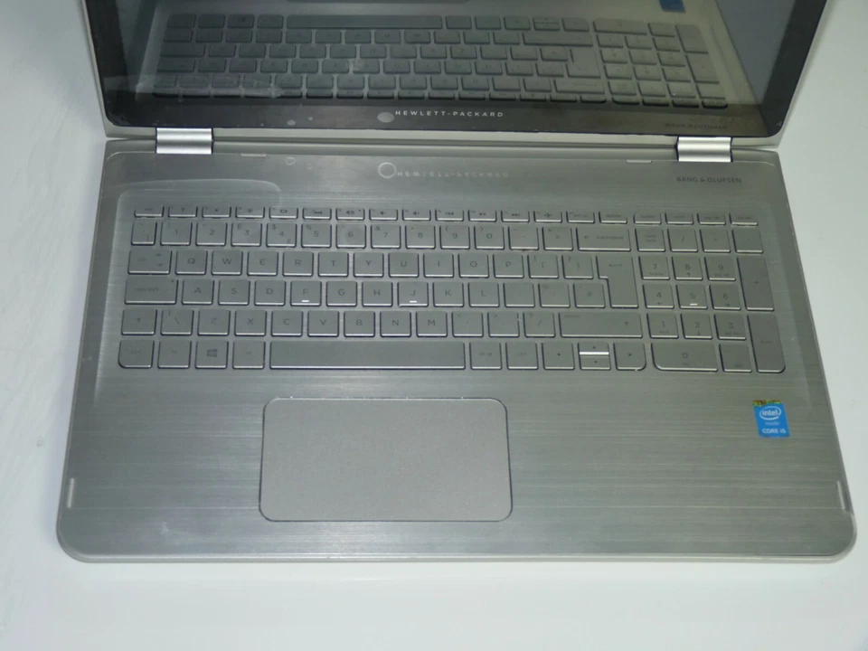 HP ENVY X360 2 in 1 laptop, 8GB RAM 15.6"  256GB SSD, Win 10 MS Office 2019 Pro - Image 4 of 4