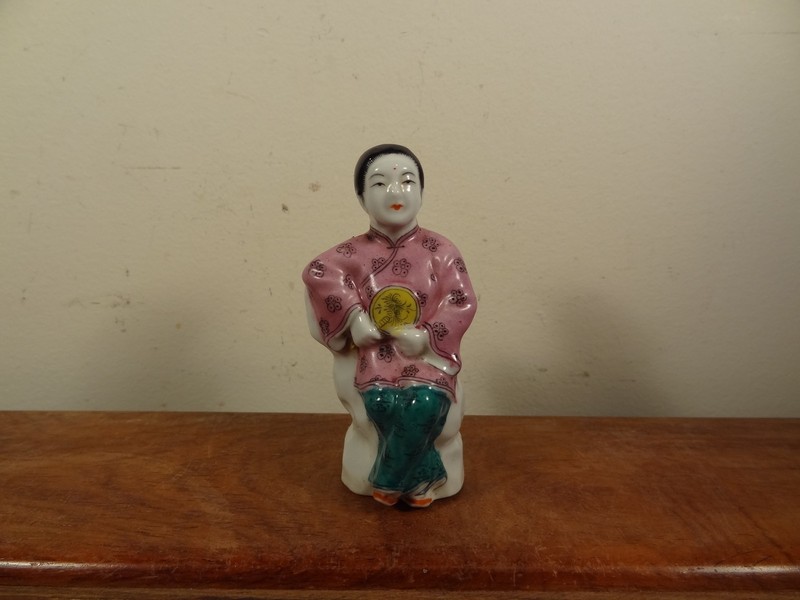 Old Porcelain Snuff Bottle - Lady