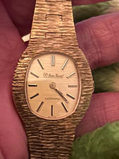 Lucien Piccard Luccard Wind Up Women’s Wristwatch Gold Tone Bracelet Sunburst