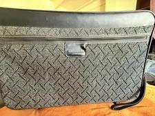 Vintage 1991 Samsonite 4 Wheel Spinner  Suitcase 26x16x8