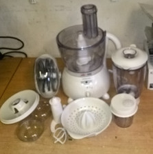 Kenwood Multipro FP580 500w Food Processor & Liquidiser & Attachments