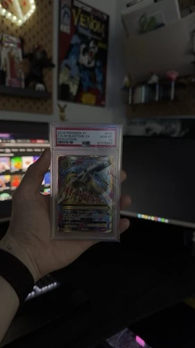 The Pokémon Company M Blastoise EX Full Art Holo Evolutions 102/108 PSA 10