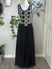 Aspeed Design Women’s Formal Gown – Black/Gold Embroidered Size S – Made in USA