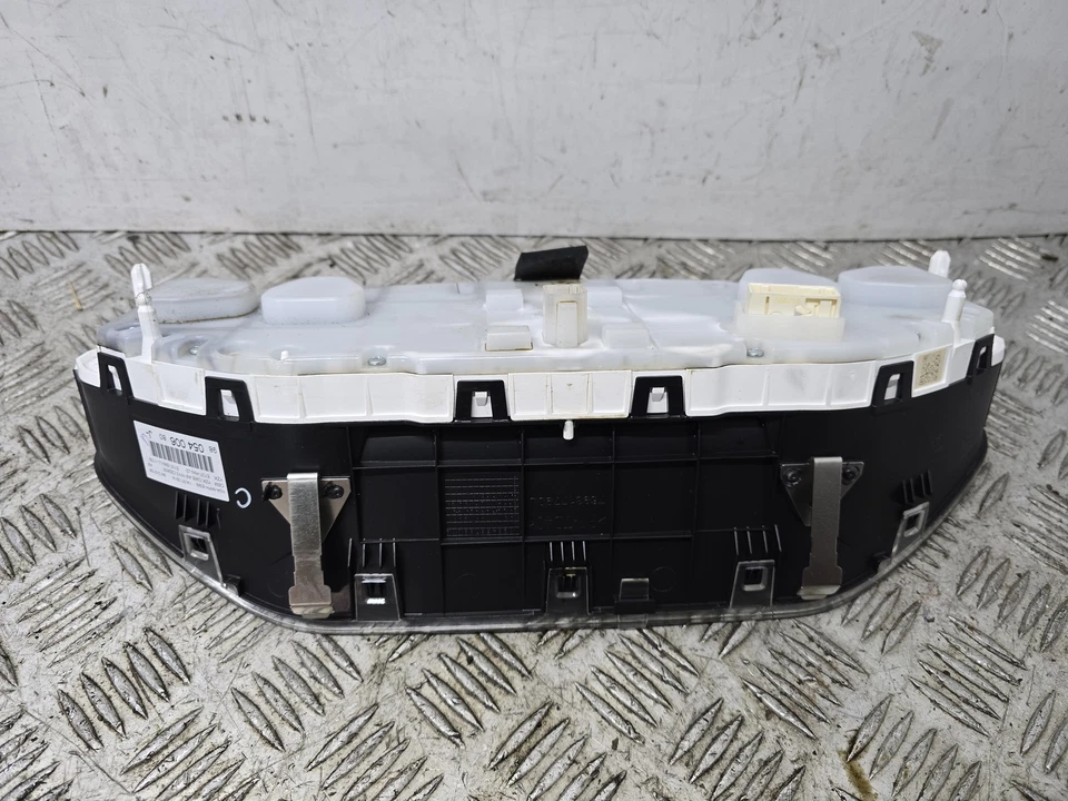 Peugeot 208 Active Mk1 2012-2015 Instrument Cluster 9805400680 - Image 4 of 4