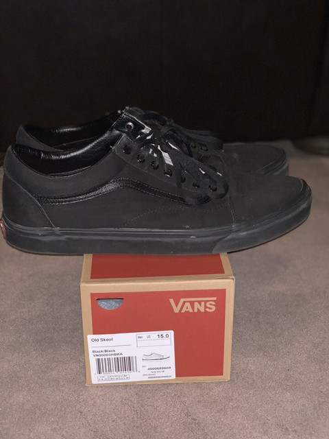 vans authentic black canvas