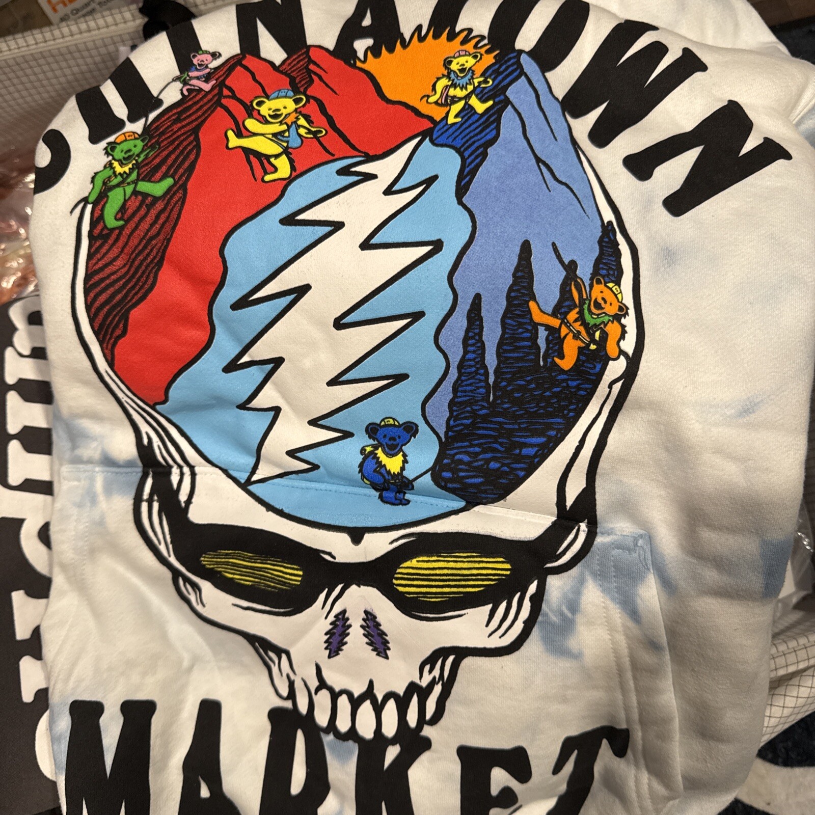 Chinatown Market Grateful Dead Hoodie Tie Dye Skull White Jacket Size L BNWT image 4