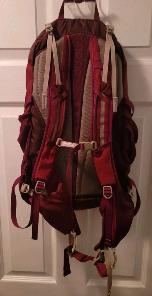 Gregory Kinetic FTS Bag Backpag Hiking Bag Red/Black - Image 2 of 3