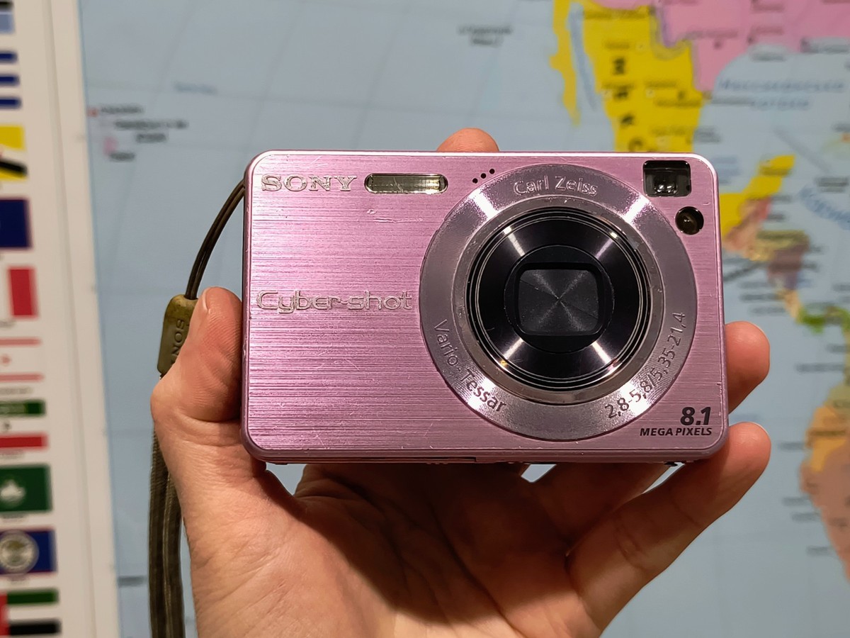 Sony Cyber-shot DSC-W130 8.1MP Digital Camera - Pink Fully Working