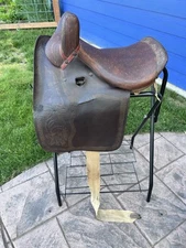 Antique sidesaddle 1900 leather
