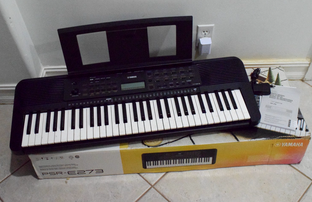 Yamaha PSR-E273 Portable Keyboard With Box, Manual & Cord | eBay