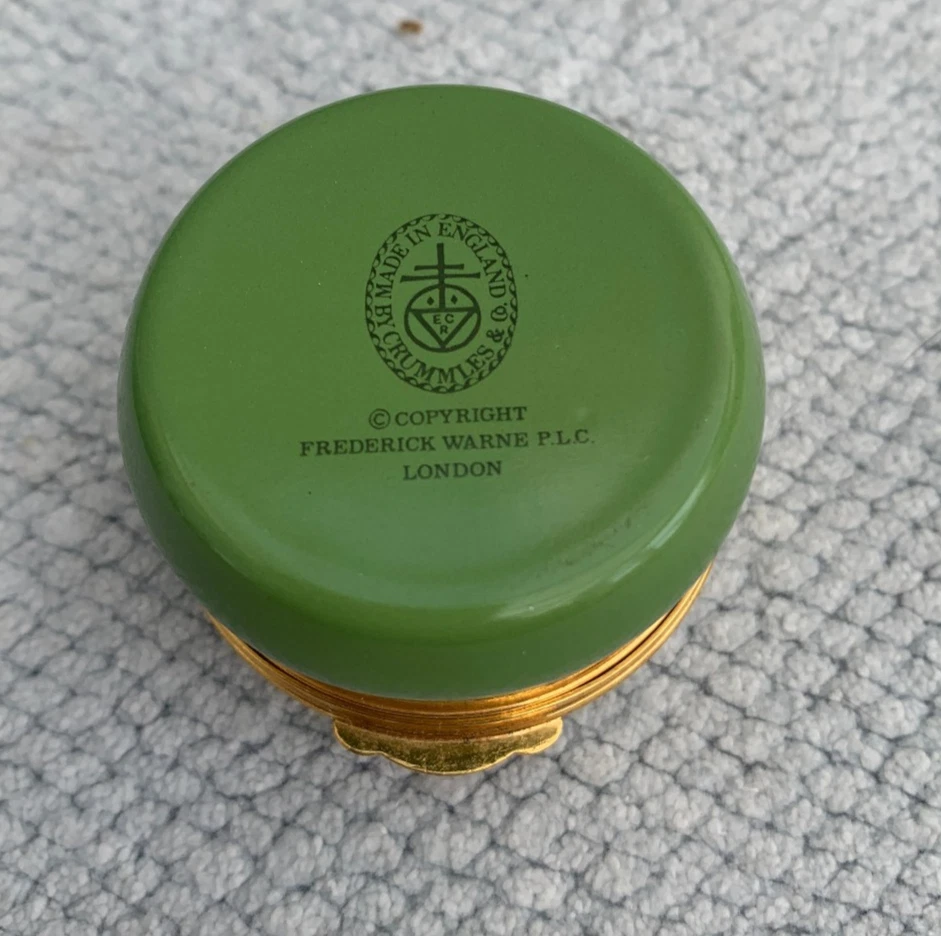 Crummles BEATRIX POTTER Enamel Round Pill Box - JEMIMA PUDDLEDUCK - Image 2 of 3