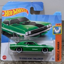 Hot Wheels Muscle Mania 70 Dodge Hemi Challenger