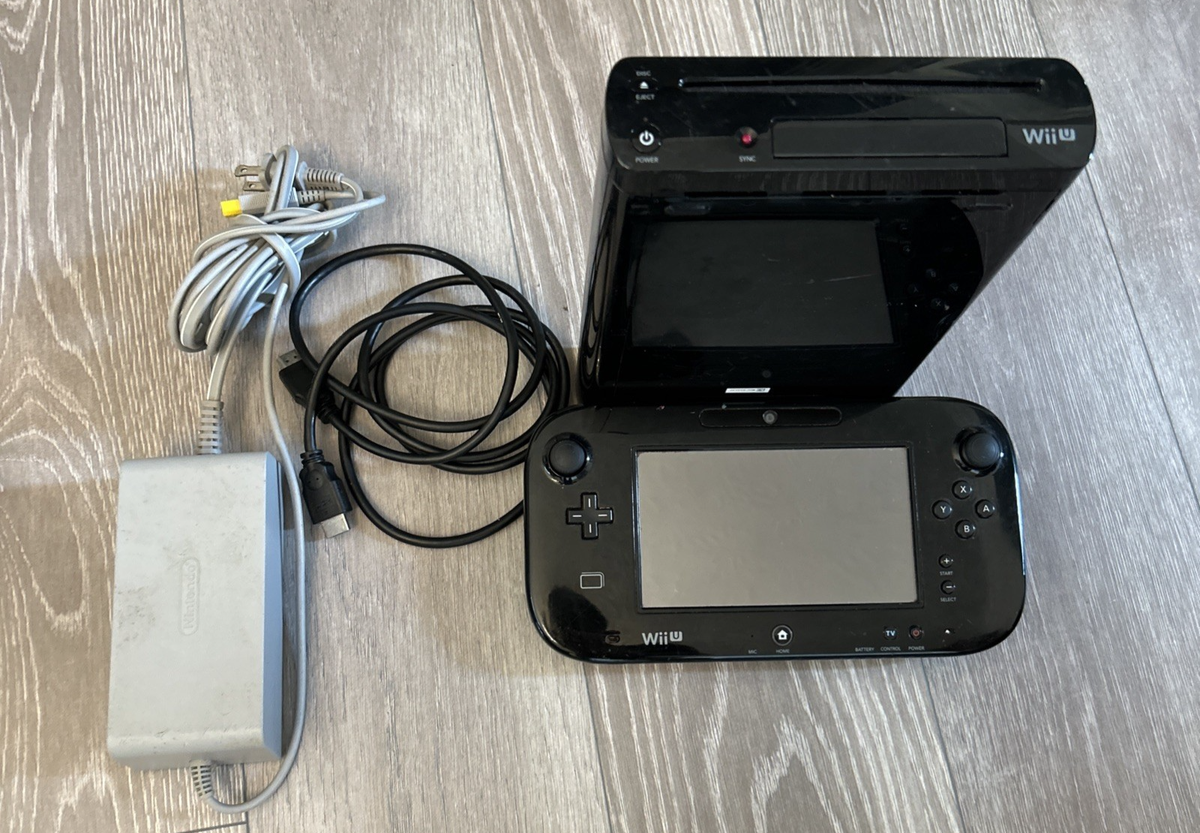 Nintendo Wii U 32GB Deluxe Console w/ Gamepad /Repair Turn ON but