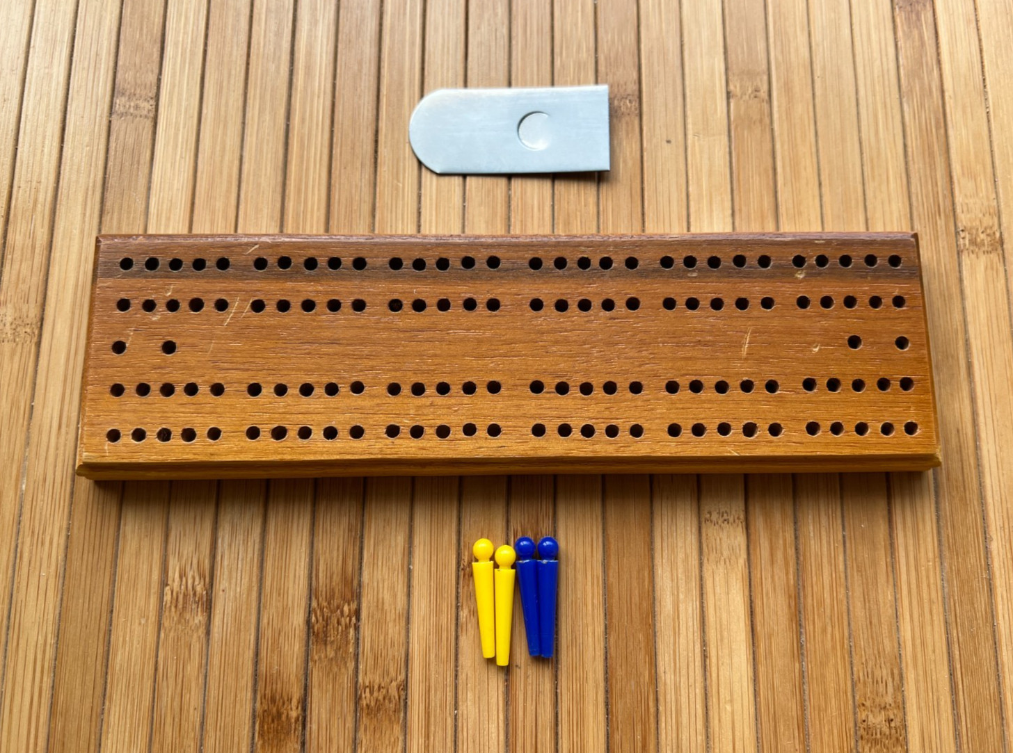 Vintage Drueke Cribbage Wood Board + 4 Pegs Game USA Made