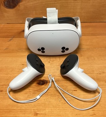 Meta Quest 3S 128GB Standalone All-in-One VR Headset P97