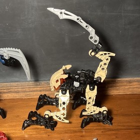 Lego Bionicle Lot 8948 Galva 8992 Cortesius 8977 Zesk 100% Complete