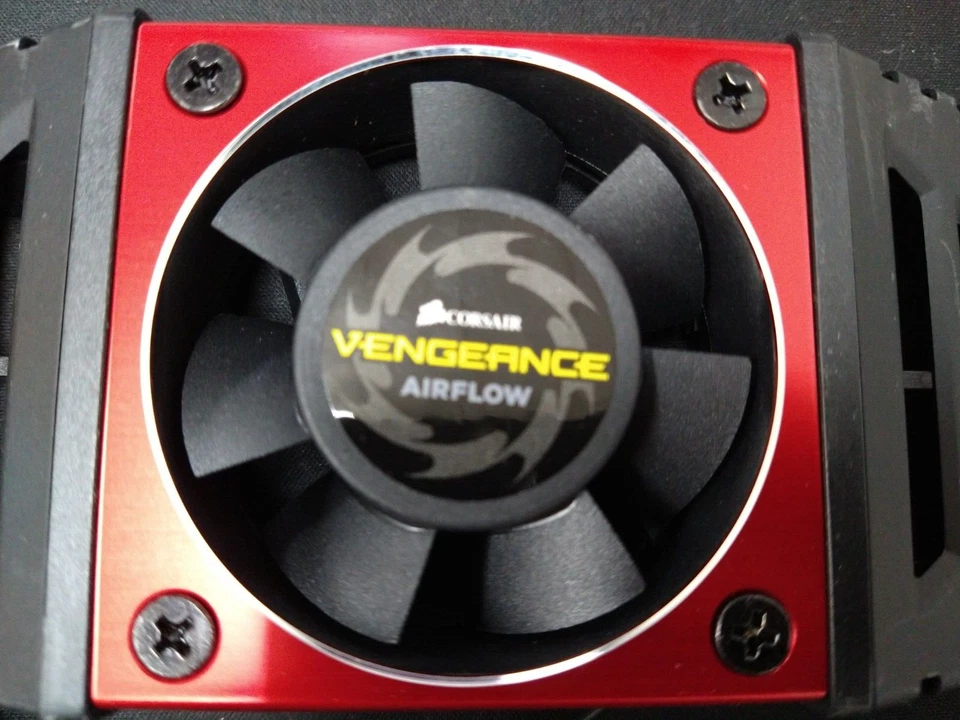 Corsair Vengeance Airflow RAM Cooler Fan Black, Red - Used - Image 2 of 4