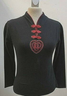 Shirt-Damen, DREAM MODE elen, Gr. 32-34, V-Ausschnitt, 3 tolle Knöpfe, Paspel