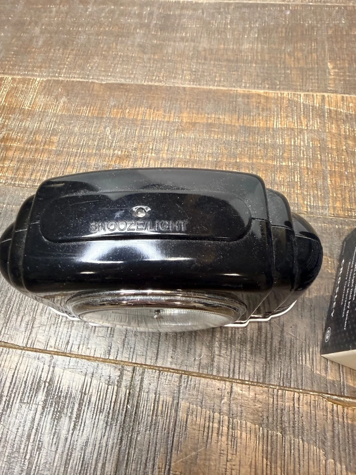 Reloj despertador Crosley Art Deco nuevo Foto 3 de 4