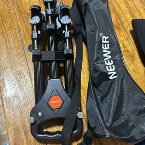 Neewer 40cm Adjustable Tripod Dolly with Rubber Wheels for DSLR Camera Camcorder