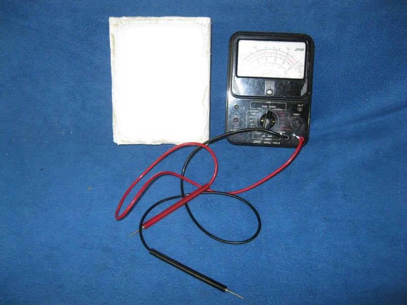 Vintage Sanwa 370-E analog meter in good working condition