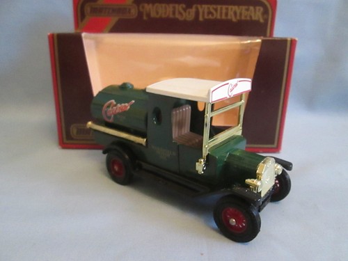 Matchbox Models of Yesteryear Y3-4 1912 Model T Ford Tanker "Castrol Motor Oil"a