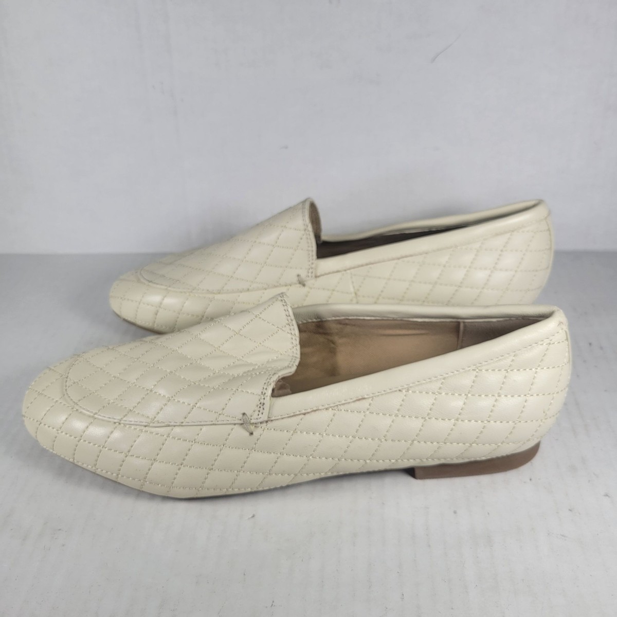 Onyx Women Professional Quilted Cream Loafers Slip-On Shoes  display picture 1