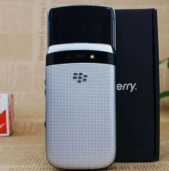 Smartphone Blackberry Torch 9810 Desbloqueado GSM HSPA OS 7 Deslizante QWERTY Foto 2 de 4