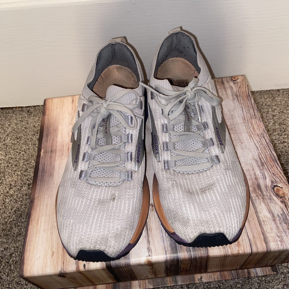 Brooks Ricochet Womens Running Shoes Grey Grape Sz B