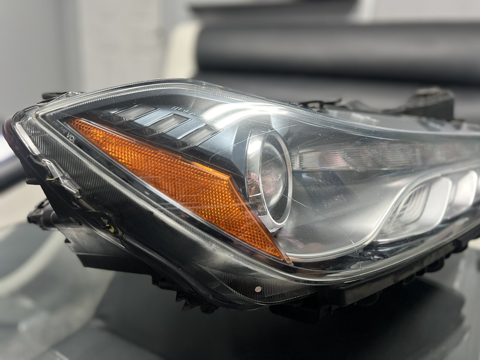 2014-2017 Maserati Ghibli Adaptive Xenon HID Right RH Headlight OEM