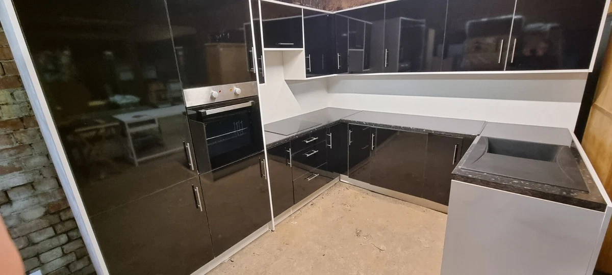 Assembled kitchen sale units