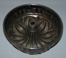 große antike Gugelhupf Kupfer Backform ca. 23,5cm - Metall Backform