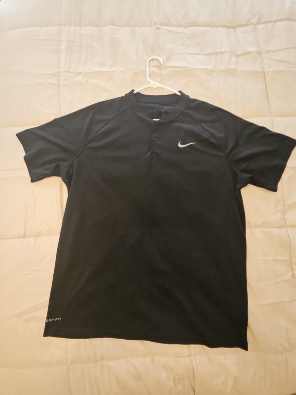 Mens Nike collarless golf shirt xl 929142-460 Black 