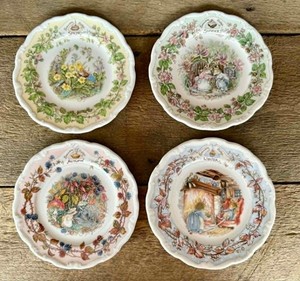   Bramble Hedge 皿 4枚セット Brambly Hedge Royal Doulton Plate: Autumn Collectable English