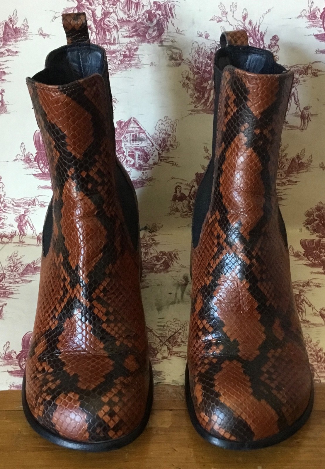 Russell & Bromley Hackney Brown Python Leather Ch… - image 5