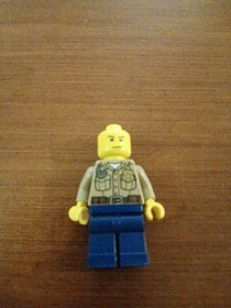 LEGO &reg; - City&trade; - Set 4437 - Forest Police Dark Tan Shirt with Pockets (cty0267)