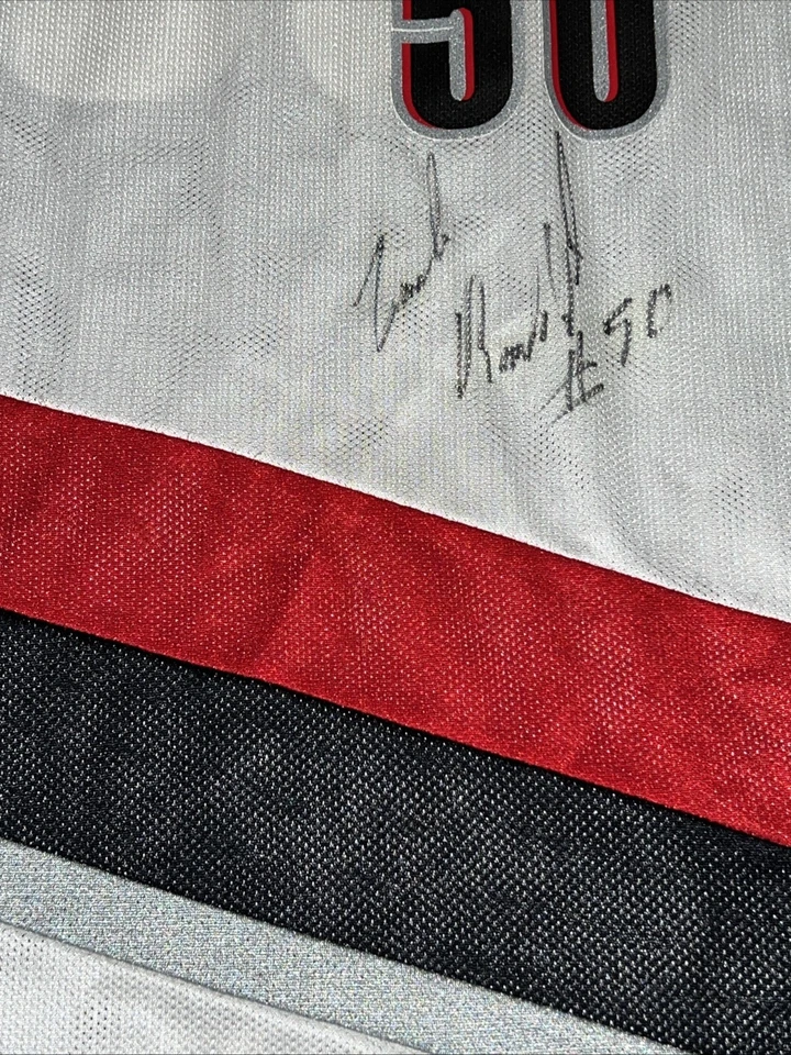 Camiseta firmada por Zach Randolph #50 Portland Trail Blazers autografiada sin certificado de autenticidad Foto 2 de 4
