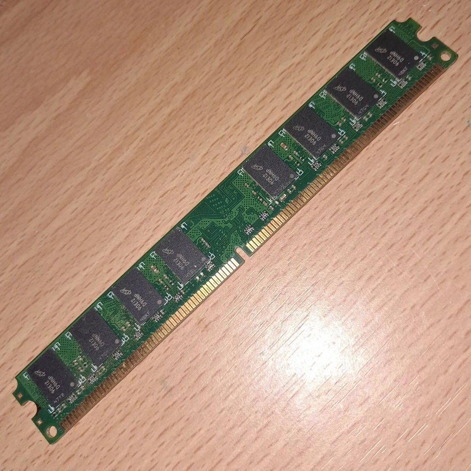 Crucial CT25664AA667.M16VFE 2GB 240 Pin Unbuffered DIMM 256Mxb Tested Good - Image 2 of 3