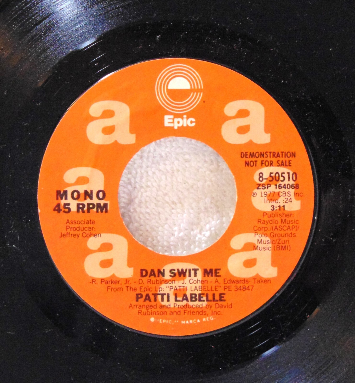 Patti LaBelle – Dan Swit Me - 1977 Epic 8-50510 7" 45RPM Single NM  PROMO COPY