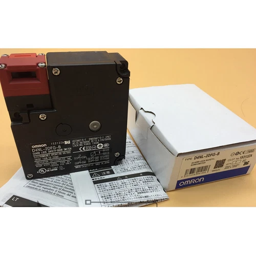 new omron D4NL-2DFG-B Guard Lock Safety Door Switch 1 year warranty