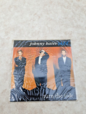 Johnny Hates Jazz - Turn The Tide - *SIGNED* - RS2