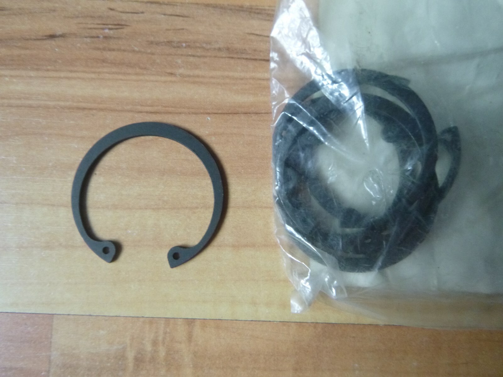 Waldes Truarc N5000162 Retainer Rings Snap Rings (Pack of 7) 1.62" eBay