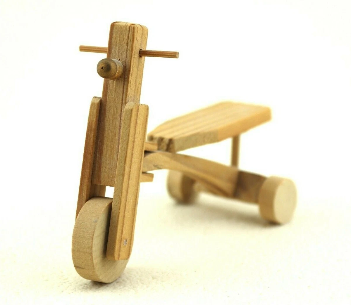 Petit velo en bois new arrivals